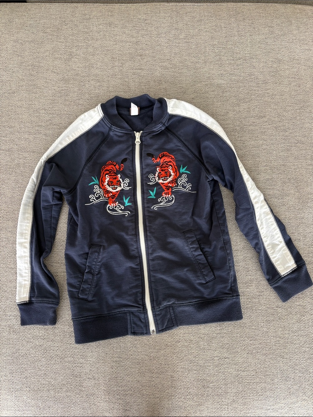 Tea Collection 8 Sweatshirt - embroidered tiger